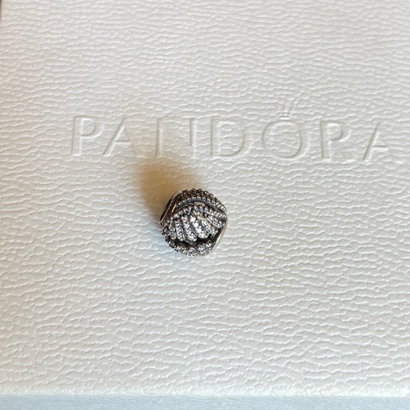 Retired Pandora Multiple Angle Wings Round Charm CZ Stones Silver 925 - Picture 1 of 4